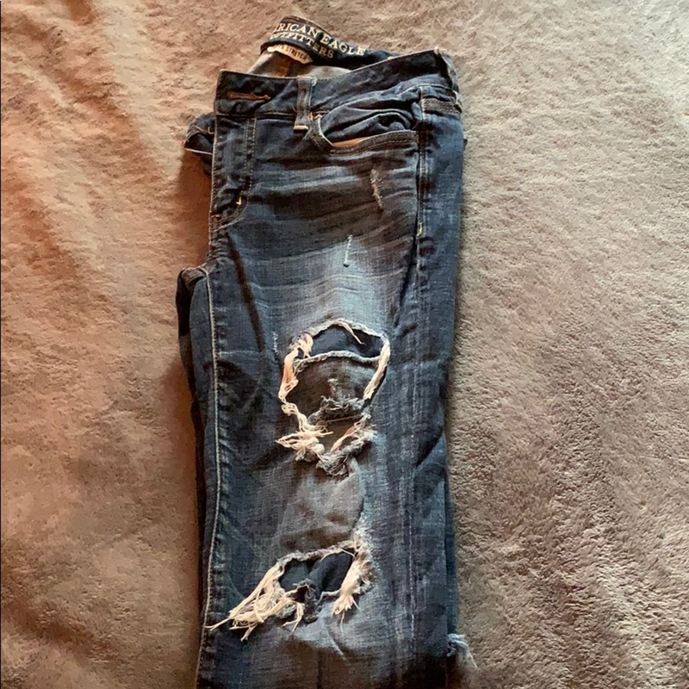 American eagle ripped jeans